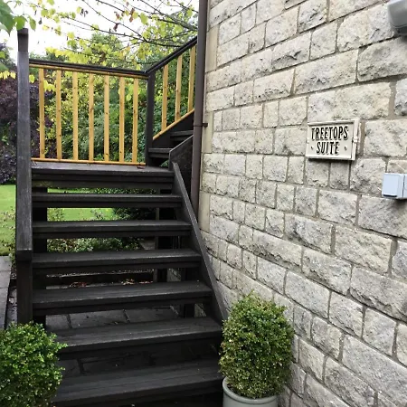Prospect House, Treetops Suite, Wombleton Village * Nawton